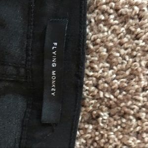Flying Monkey Jeans - Distressed black cropped jeans Flying Monkey Jeans - Distressed black cropped jeans